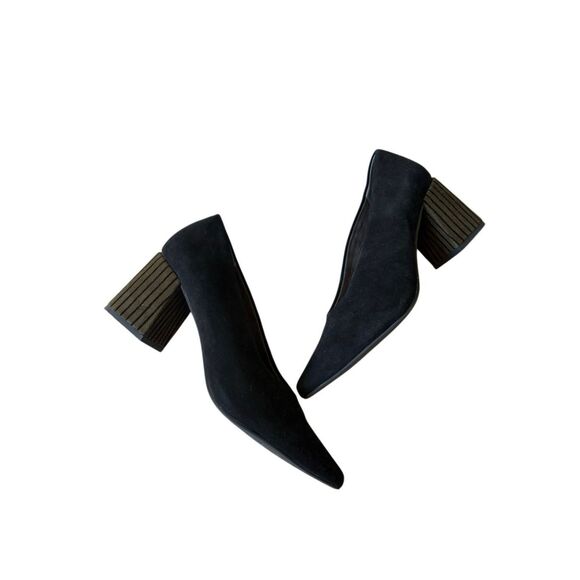 SEYCHELLES Make An Entrance Pump Heels size 8 Pointed Toe Black Suede - Picture 2 of 9